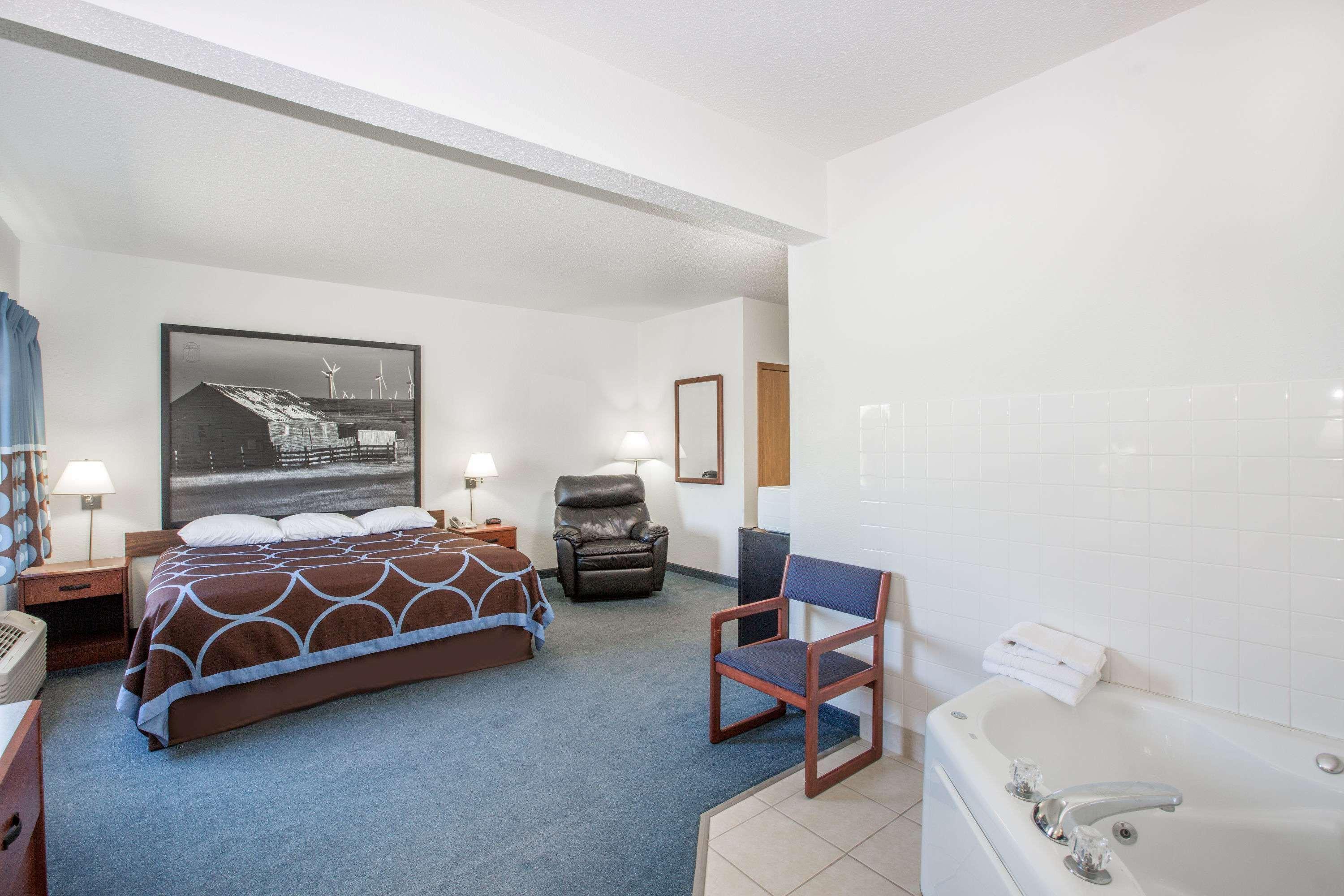 Super 8 By Wyndham Ida Grove Hotel Exterior photo